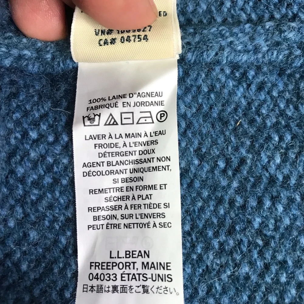 L L Bean Fair Isle Knit Pullover Sweater Women’s Size M Color Blue Round Neck - Picture 7 of 14